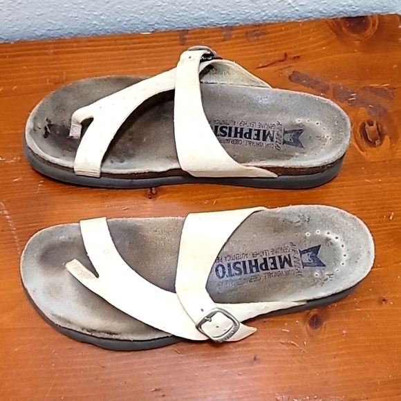 MEPHISTO HELEN WOMEN'S  LEATHER SANDAL IN CREAM SIZE 42 OR 11.5 - Picture 3 of 10